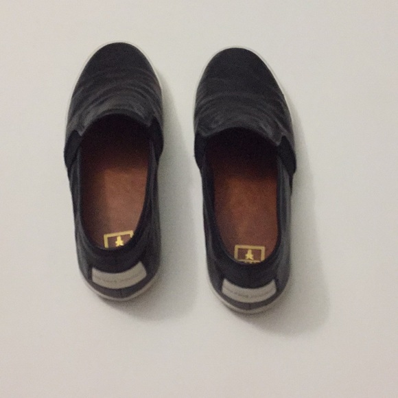 NWOT Frye Dylan leather slip on shoes black sz 9.5 - Picture 7 of 7